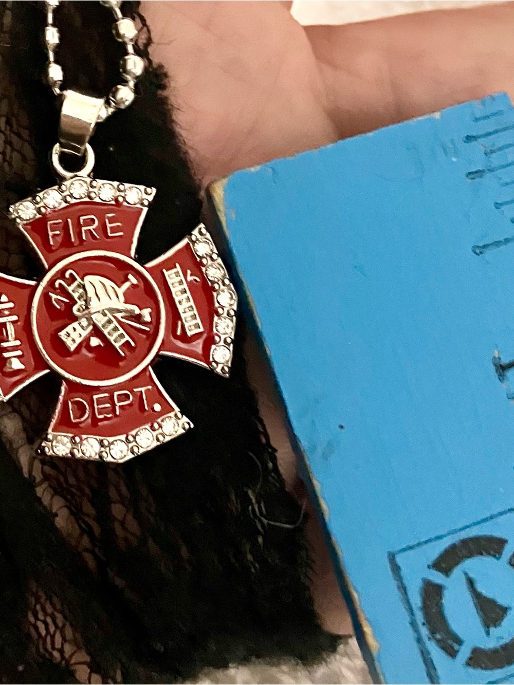 FIREFIGHTERS NECKLACE - Picture 6 of 8